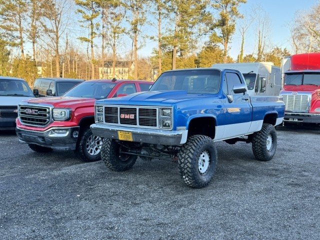 GMC-Sierra-1500-1985-Pickup-Truck