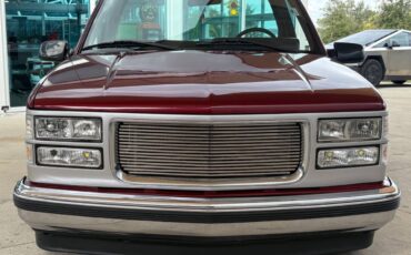 GMC-Sierra-1500-1988-Pickup-Truck-1