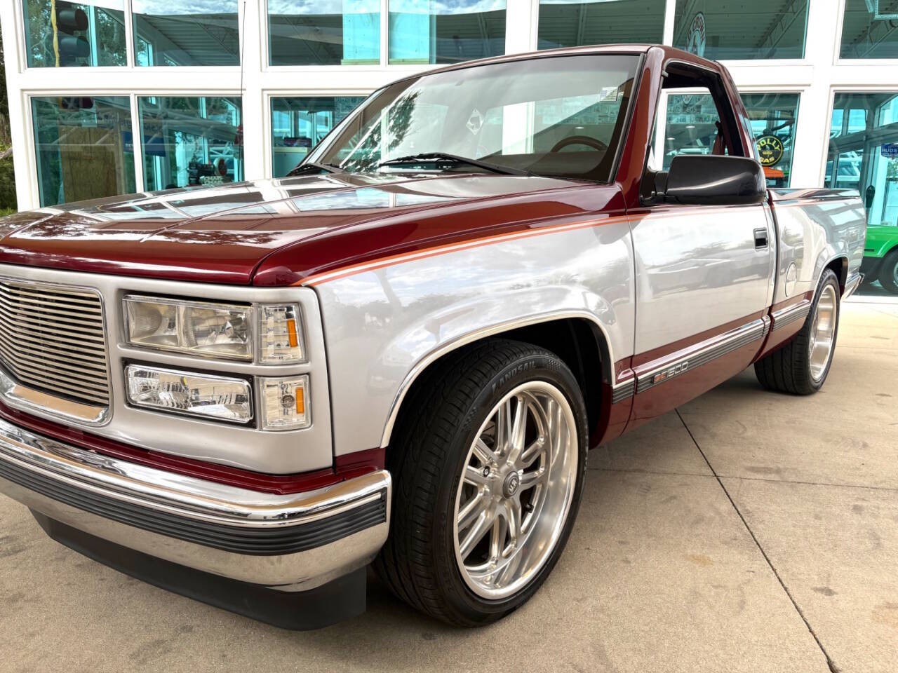 GMC-Sierra-1500-1988-Pickup-Truck-11