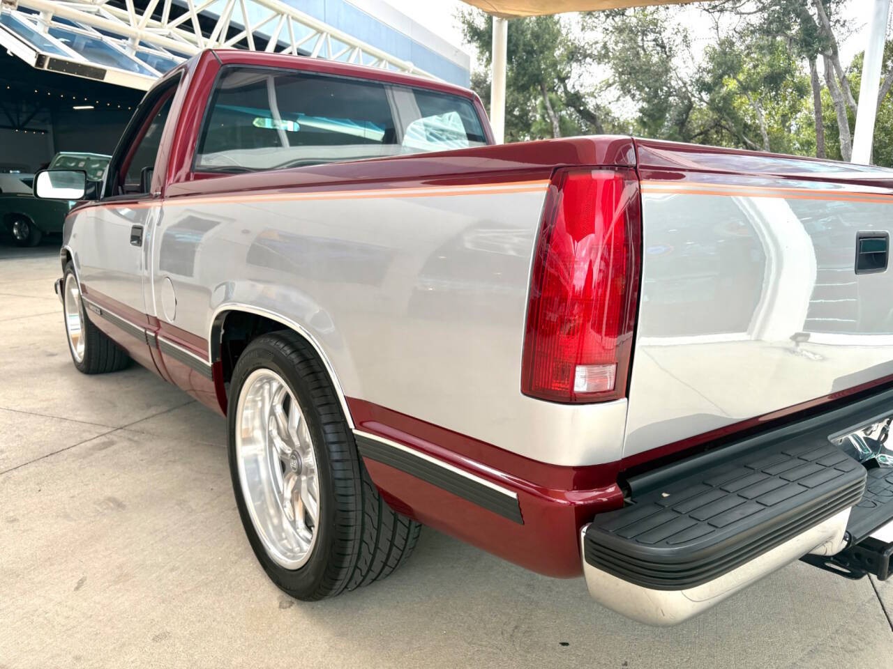 GMC-Sierra-1500-1988-Pickup-Truck-14