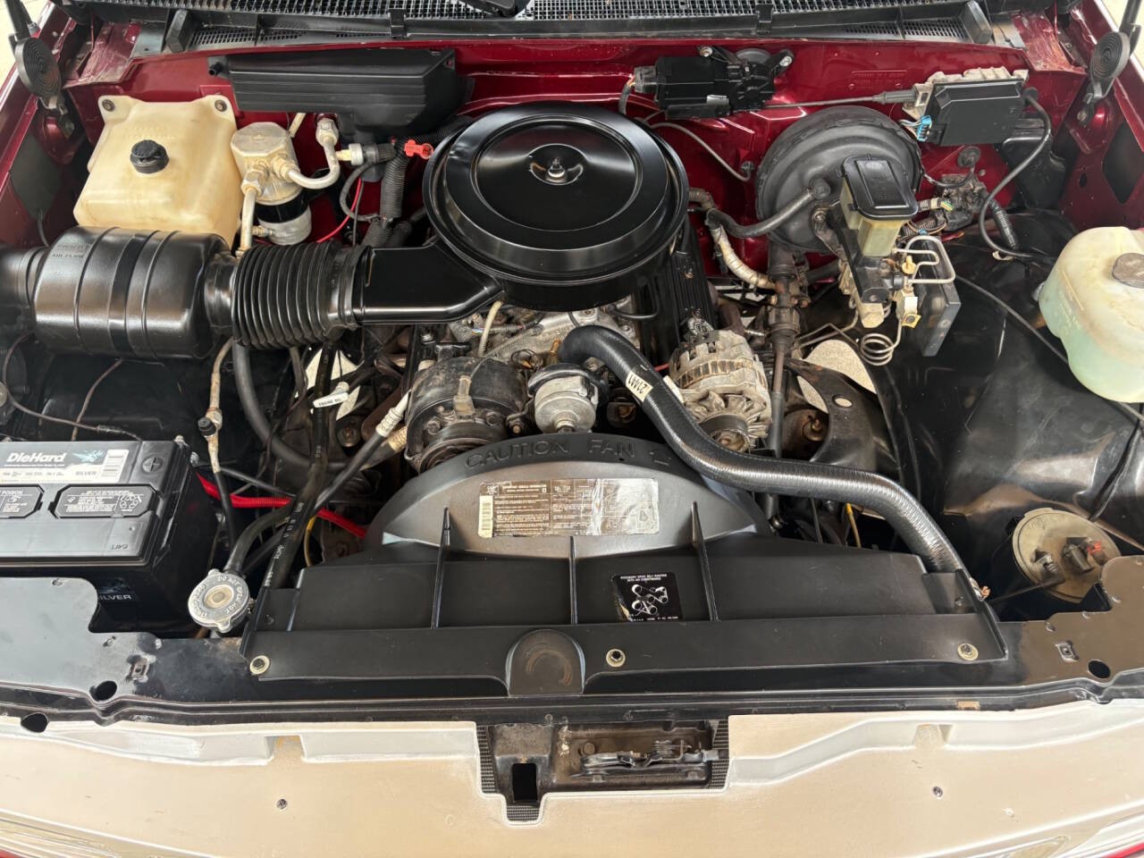 GMC-Sierra-1500-1988-Pickup-Truck-37