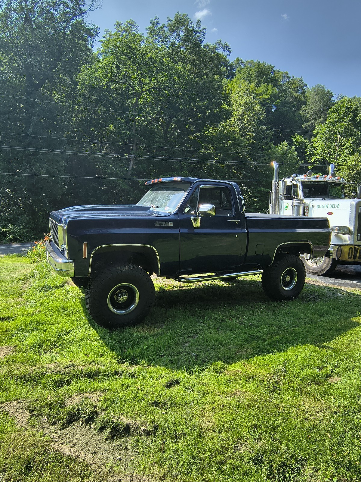 GMC-Sierra-1978-Standard-Cab-Pickup-1