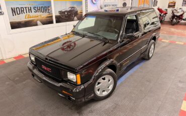 GMC-Typhoon-1993-SUV-1