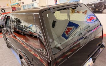 GMC-Typhoon-1993-SUV-13