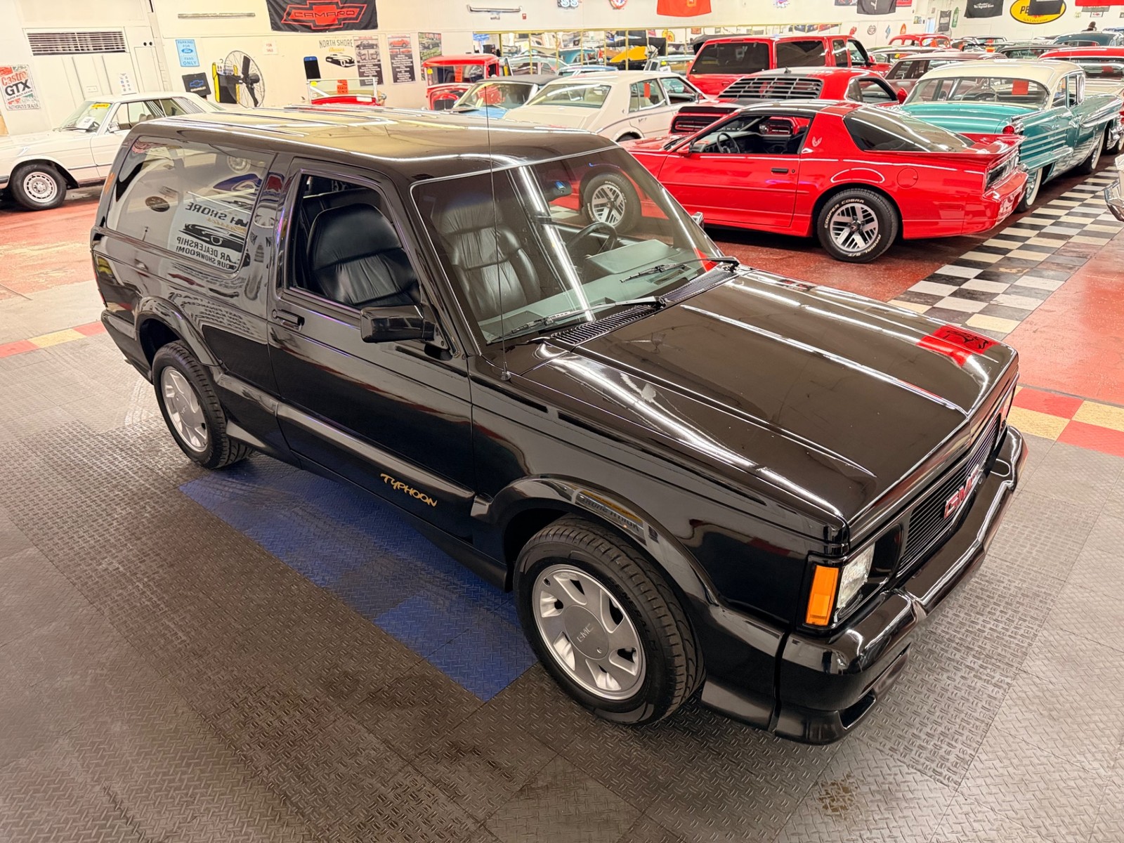GMC-Typhoon-1993-SUV-16