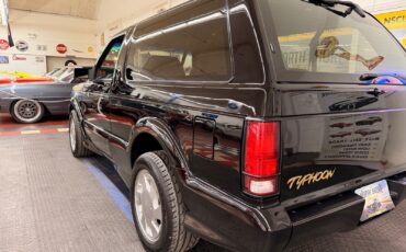 GMC-Typhoon-1993-SUV-21