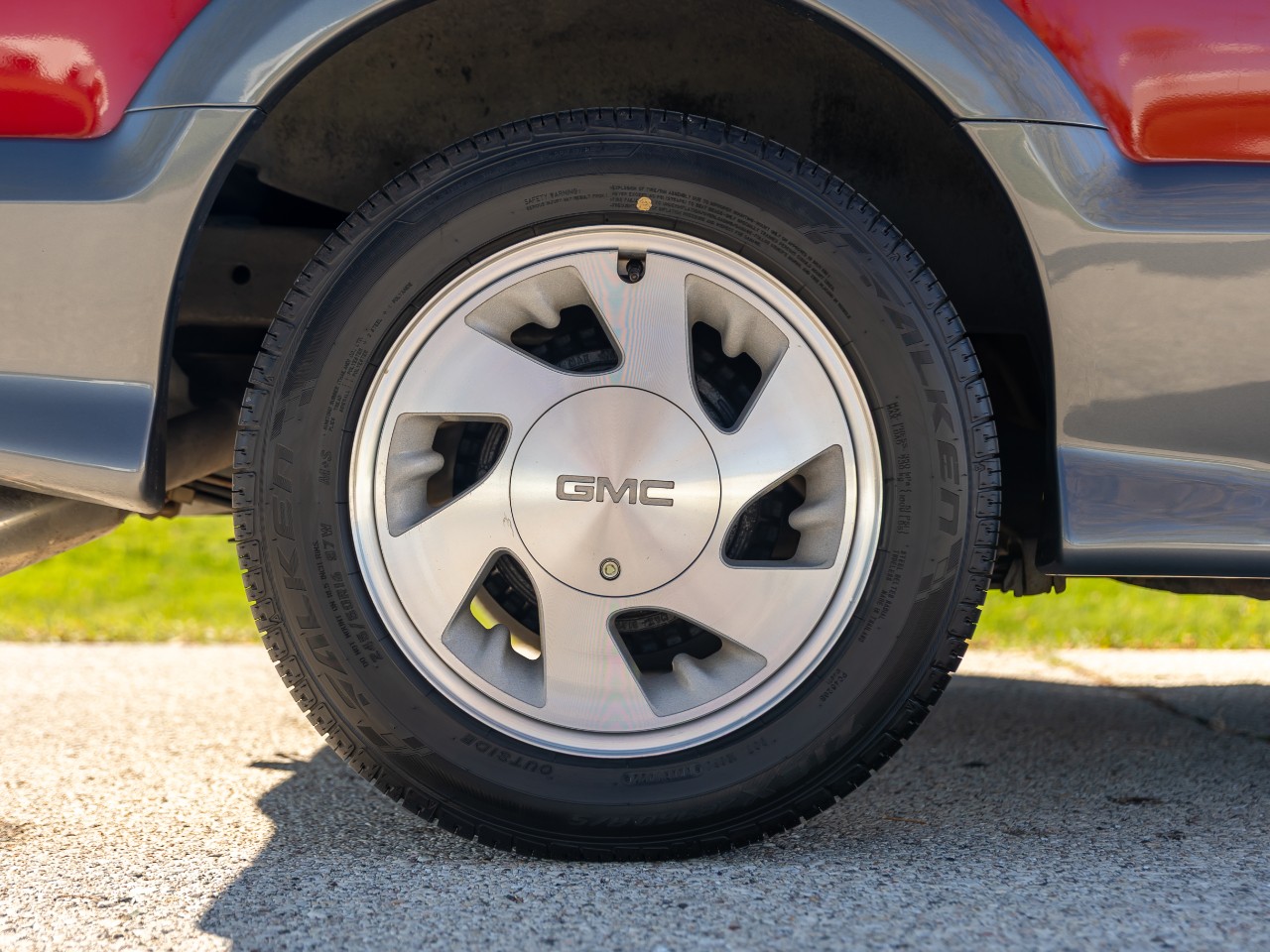 GMC-Typhoon-1993-SUV-25