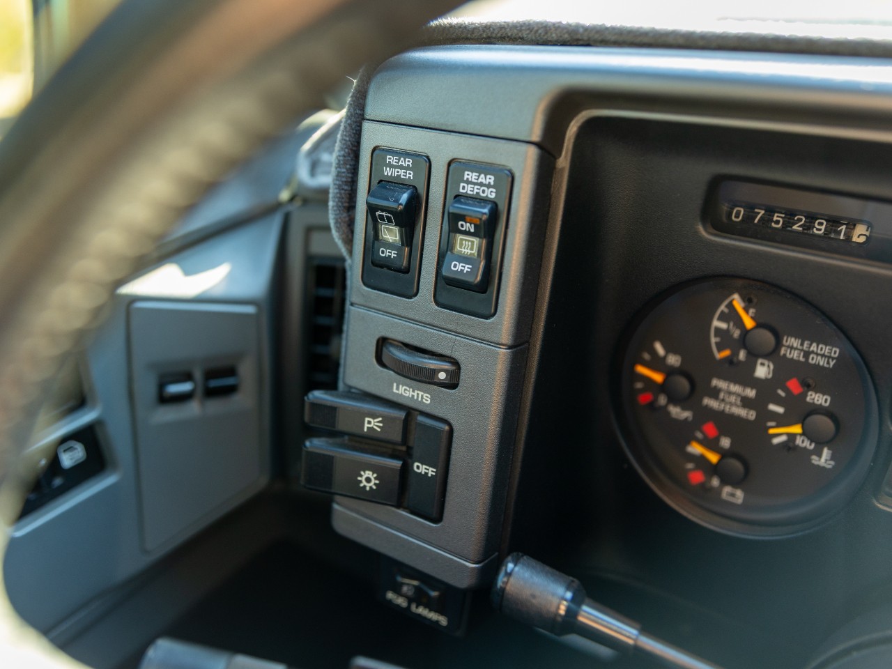 GMC-Typhoon-1993-SUV-33