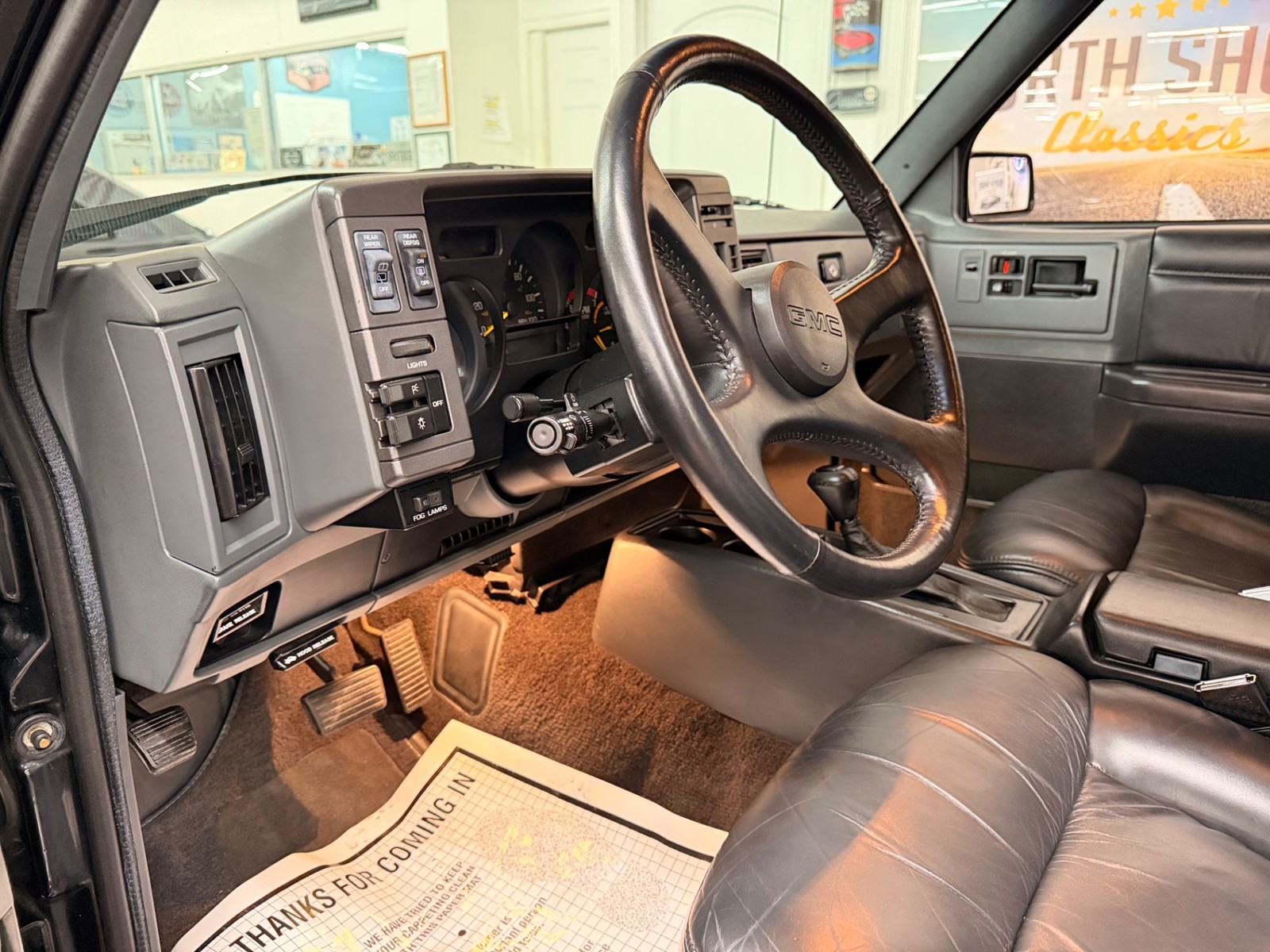 GMC-Typhoon-1993-SUV-33