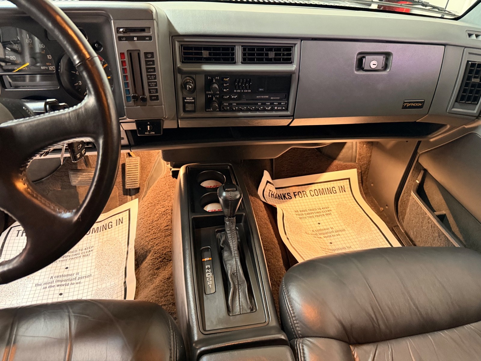 GMC-Typhoon-1993-SUV-34