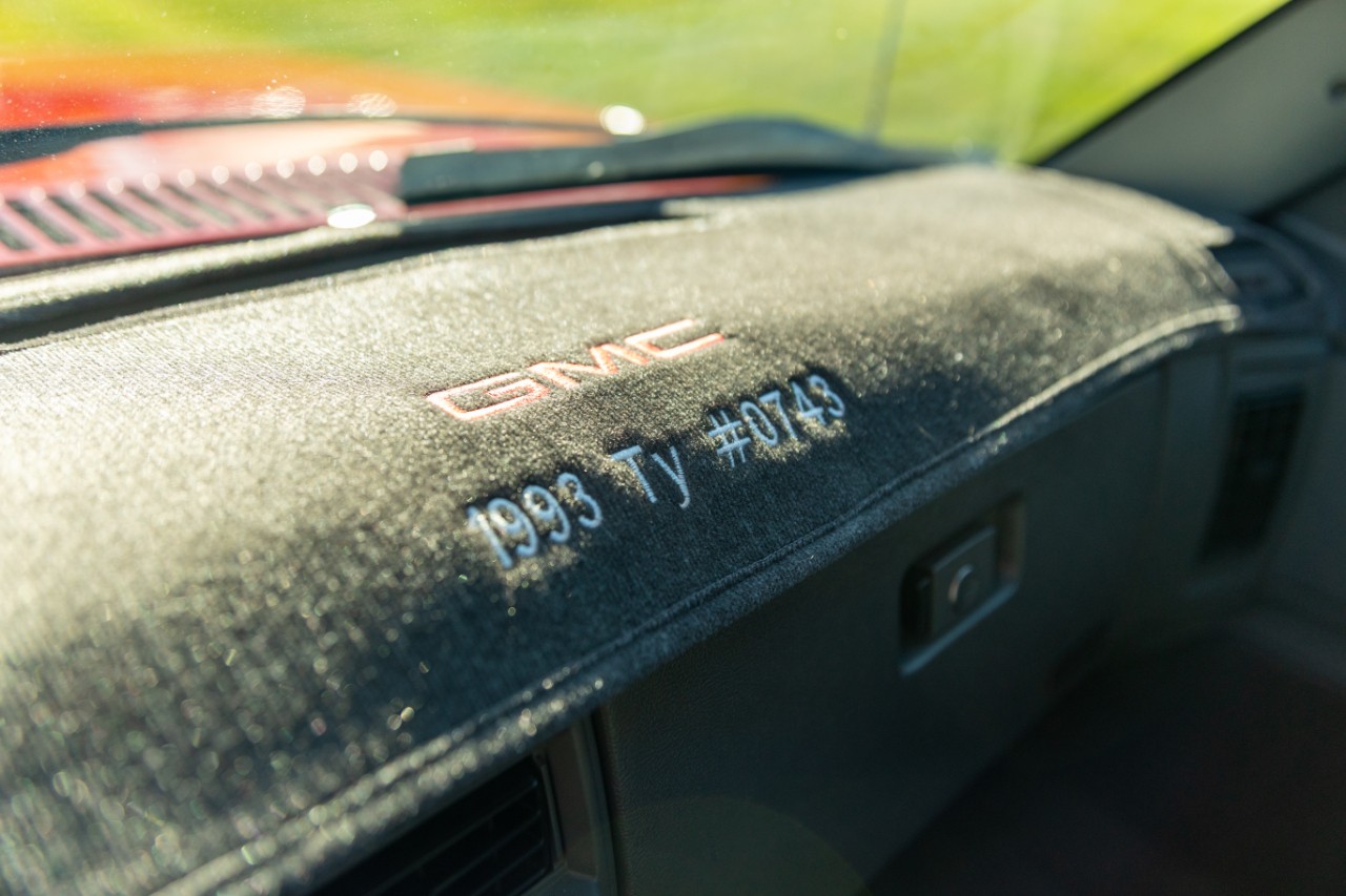 GMC-Typhoon-1993-SUV-37