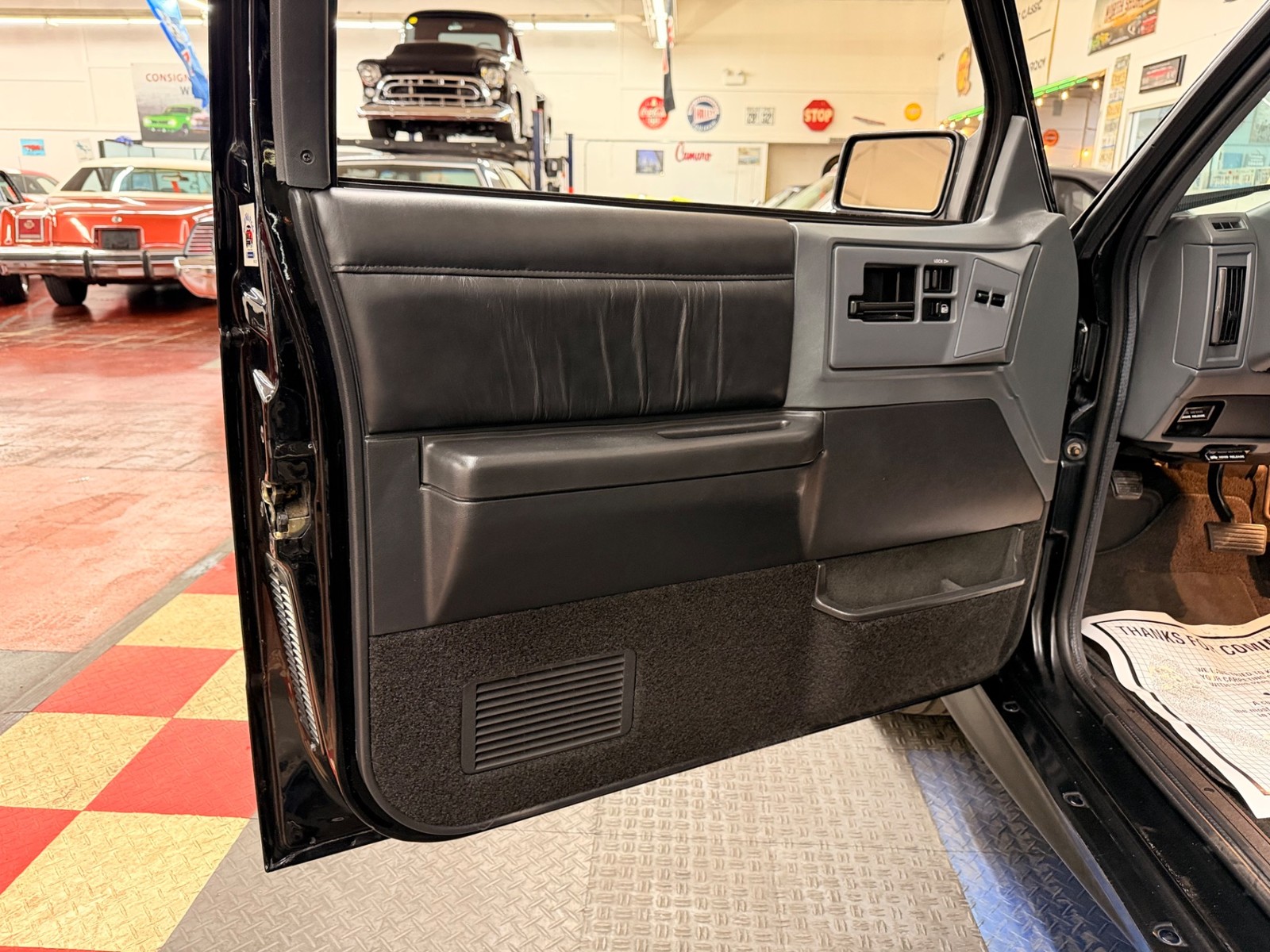 GMC-Typhoon-1993-SUV-38