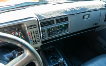 GMC-Typhoon-1993-SUV-39