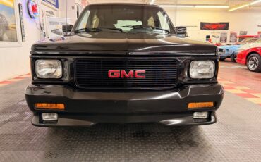 GMC-Typhoon-1993-SUV-8