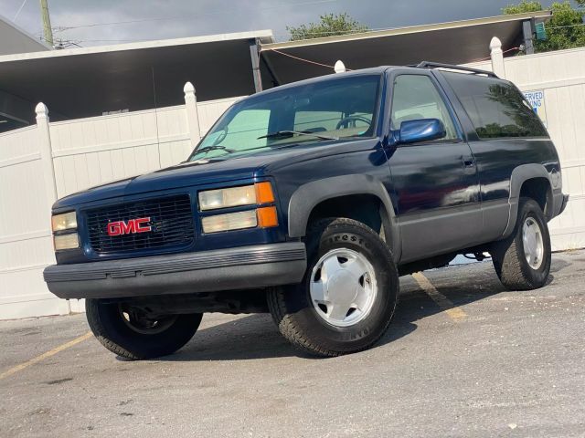 GMC-Yukon-1995-SUV-2