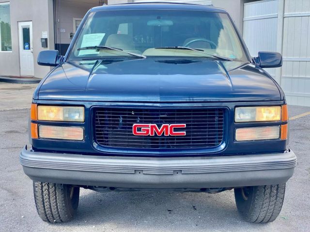 GMC-Yukon-1995-SUV-8