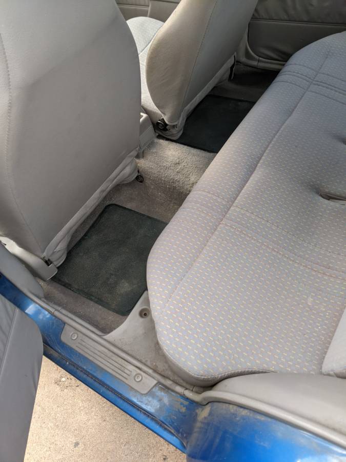 Geo-metro-1993-blue-7