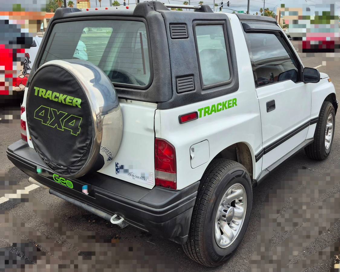 Geo-tracker-1991-white-2