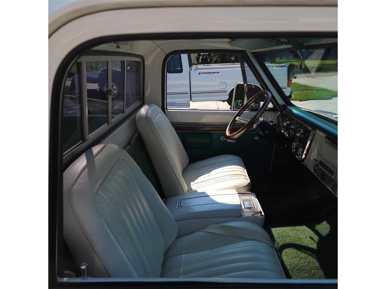 Gmc-12-ton-pickup-1971-tealwhite-white-22