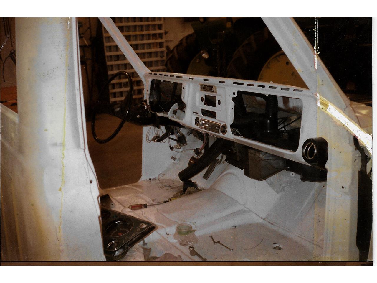 Gmc-12-ton-pickup-1971-tealwhite-white-3