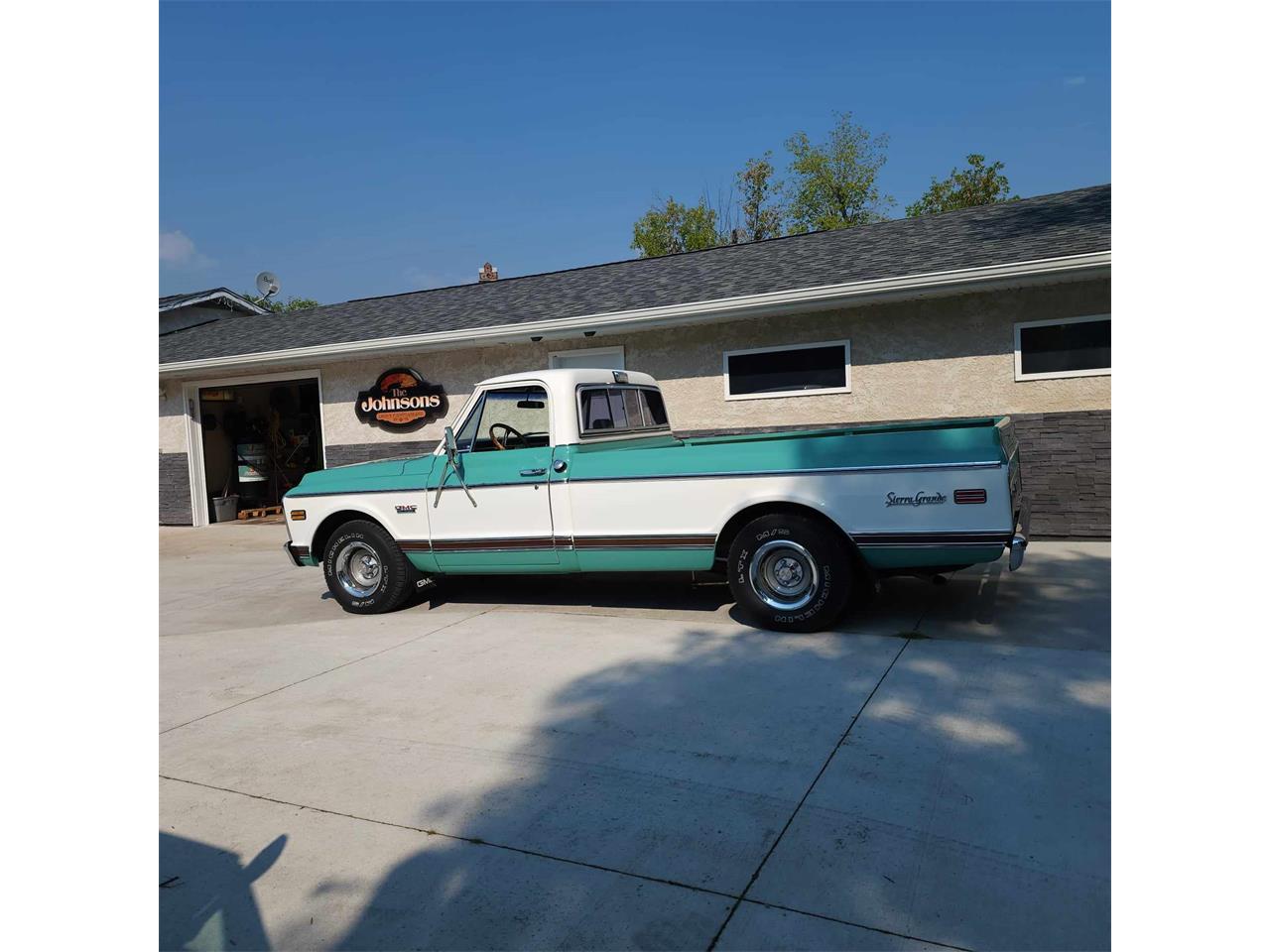 Gmc-12-ton-pickup-1971-tealwhite-white-9