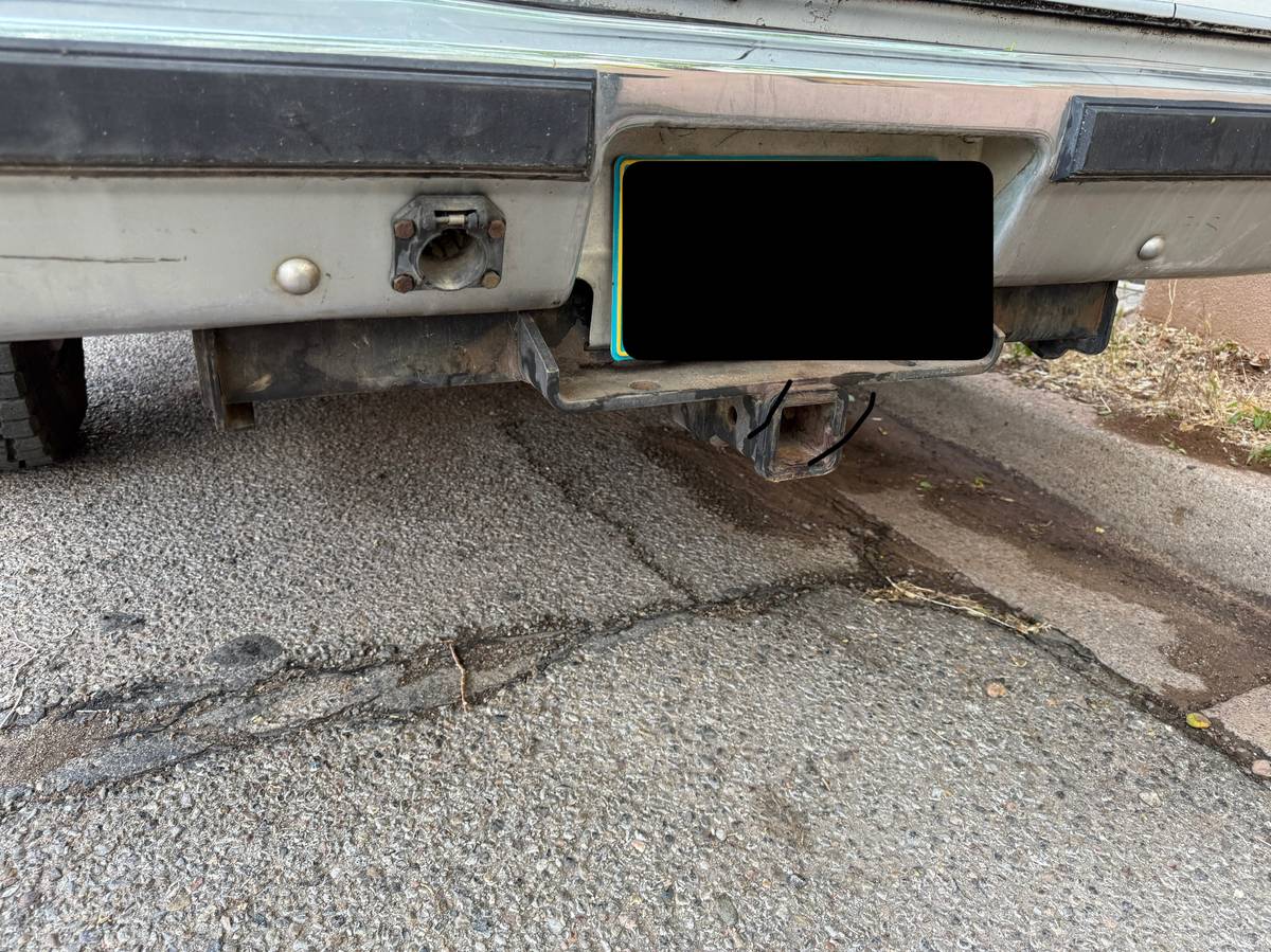 Gmc-1500-suburban-1990-8