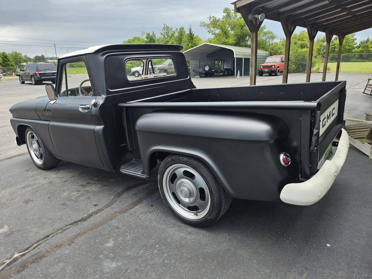 Gmc-1966-black-4