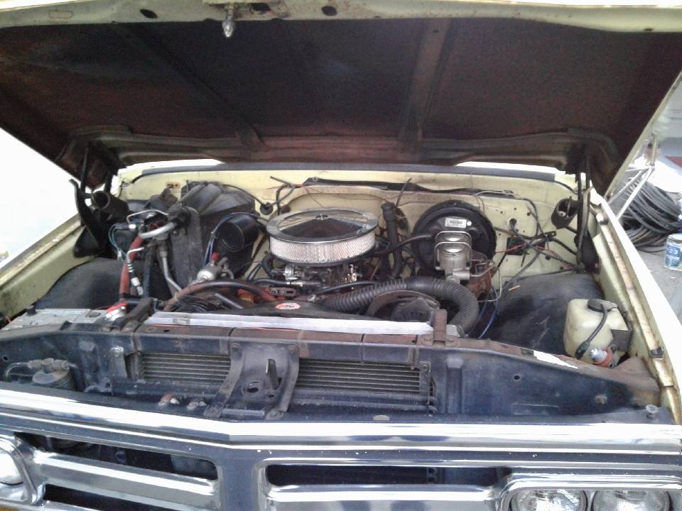 Gmc-2500-v-eight-1971-13