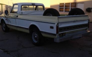 Gmc-2500-v-eight-1971-22