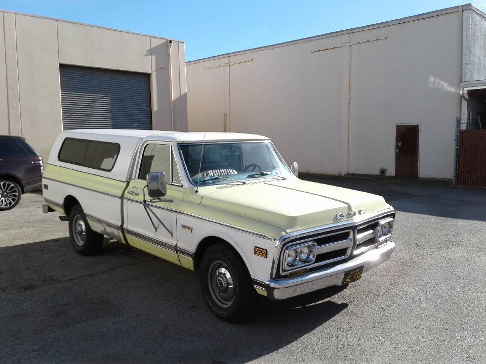 Gmc-2500-v-eight-1971-23