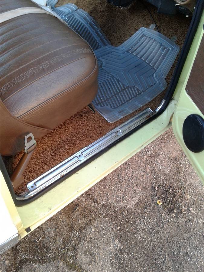 Gmc-2500-v-eight-1971-34