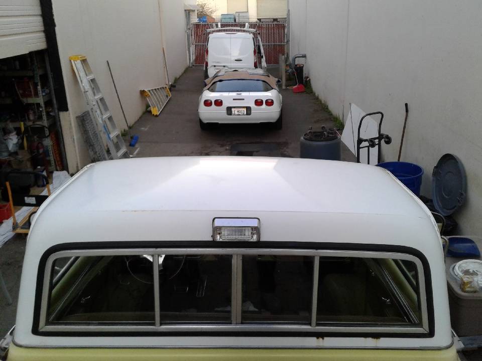 Gmc-2500-v-eight-1971-36