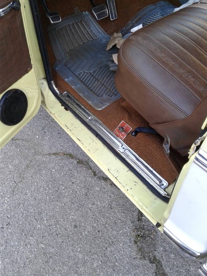 Gmc-2500-v-eight-1971-9