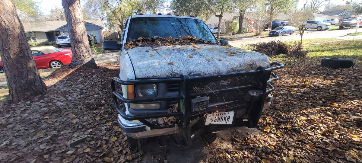 Gmc-3500-1996-white-4