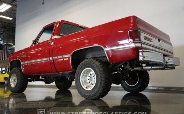Gmc-Sierra-1985-Red-Burgundy-22