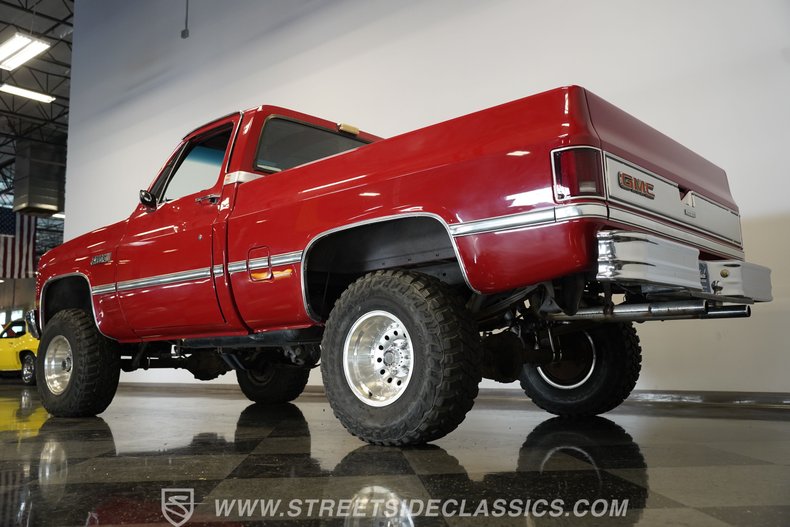 Gmc-Sierra-1985-Red-Burgundy-22