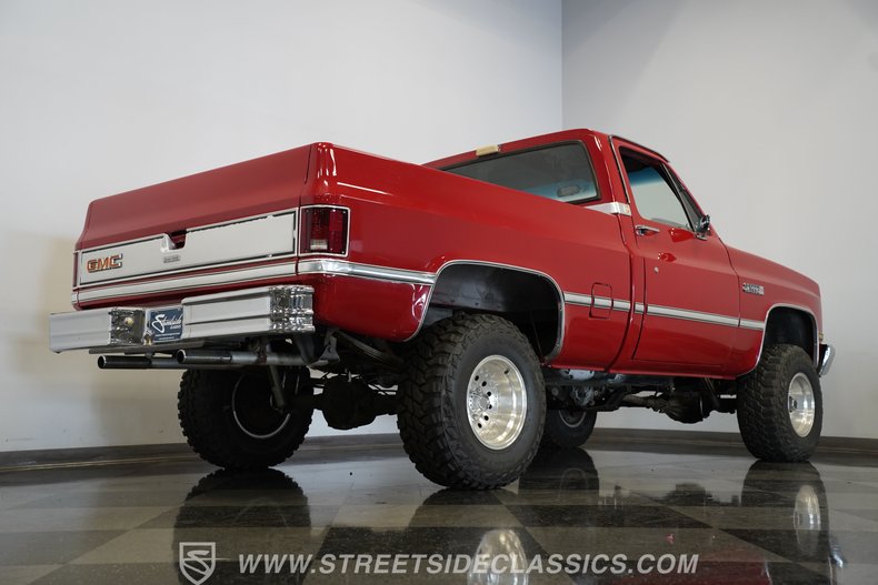 Gmc-Sierra-1985-Red-Burgundy-25