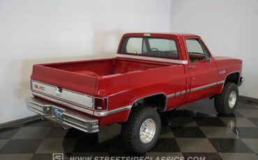 Gmc-Sierra-1985-Red-Burgundy-27