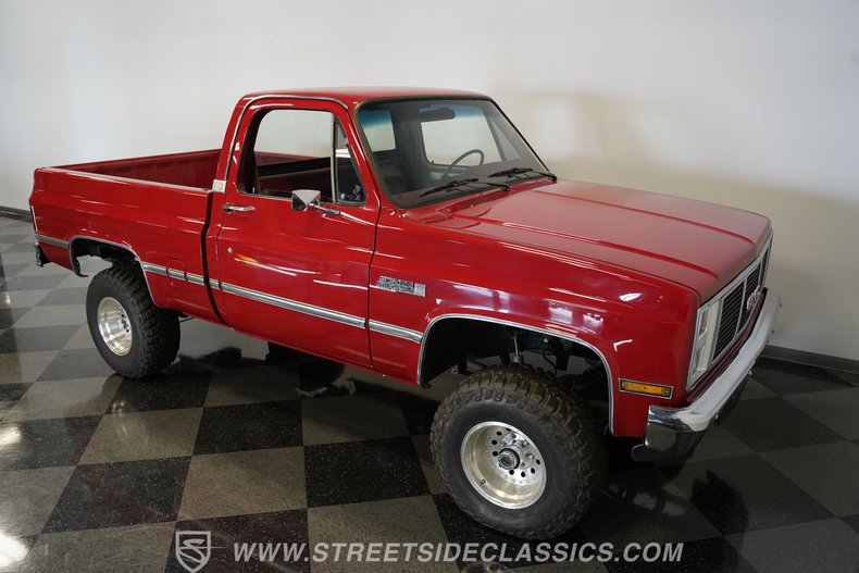 Gmc-Sierra-1985-Red-Burgundy-3