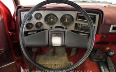 Gmc-Sierra-1985-Red-Burgundy-41