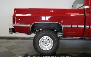 Gmc-Sierra-1985-Red-Burgundy-47