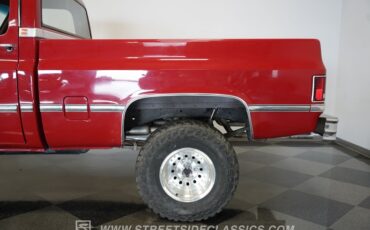 Gmc-Sierra-1985-Red-Burgundy-8