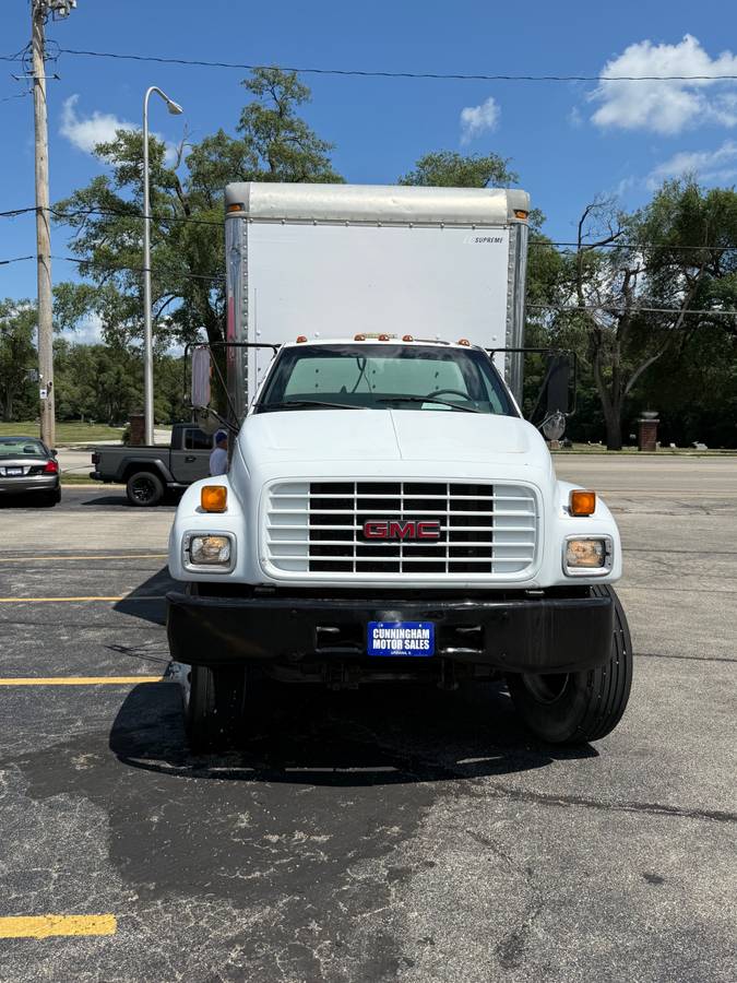 Gmc-c6-6000-medium-duty-conv.-cab-106.75-bbc-2000-white-11