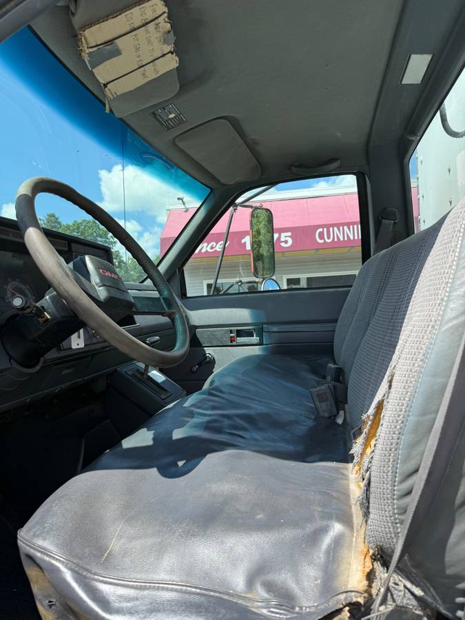 Gmc-c6-6000-medium-duty-conv.-cab-106.75-bbc-2000-white-6