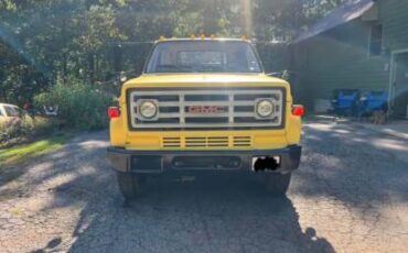 Gmc-c7000-diesel-1988-yellow