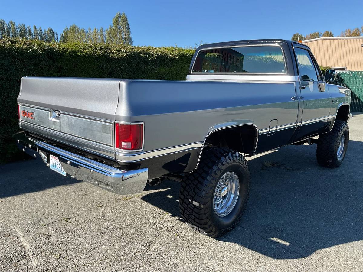 Gmc-ck-pickup-34-ton-1983-grey-10
