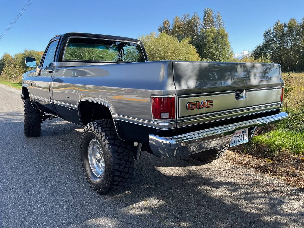 Gmc-ck-pickup-34-ton-1983-grey-11