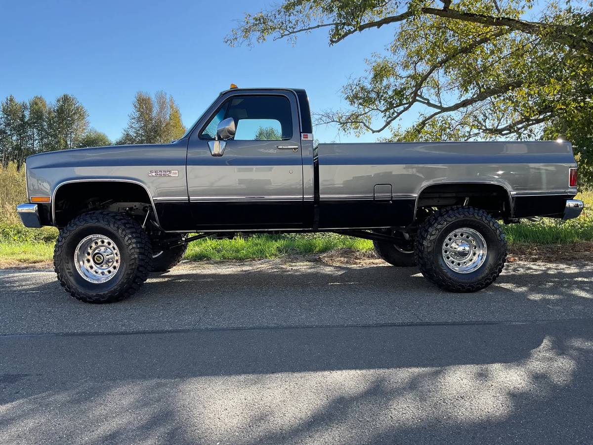 Gmc-ck-pickup-34-ton-1983-grey-12