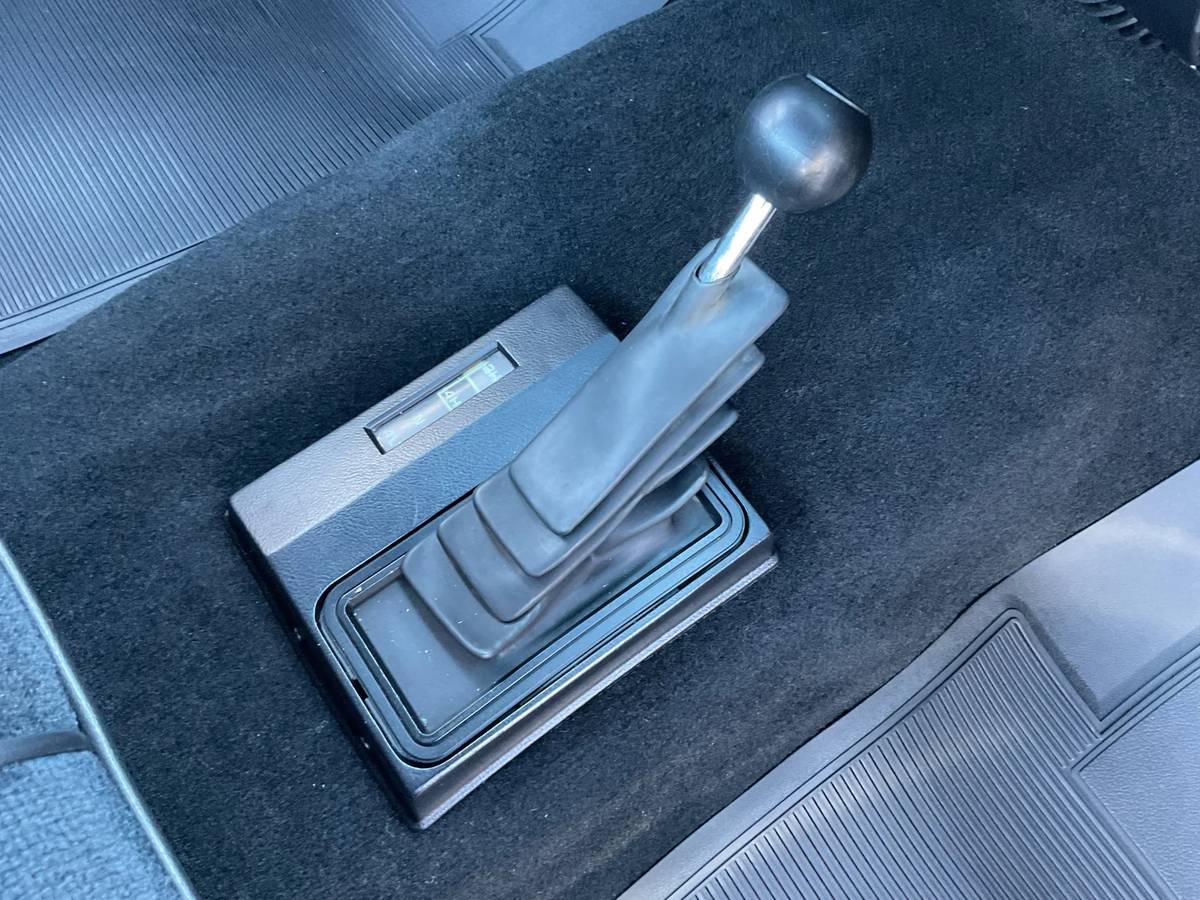 Gmc-ck-pickup-34-ton-1983-grey-23