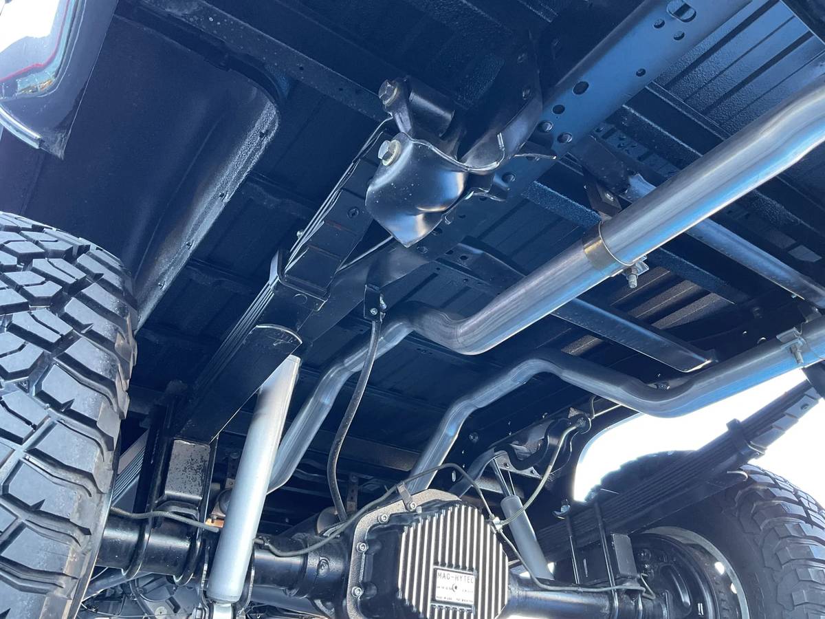 Gmc-ck-pickup-34-ton-1983-grey-9